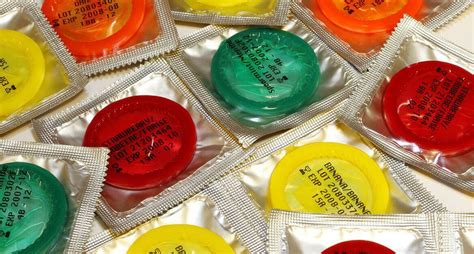 Blowjob ohne Kondom gegen Aufpreis Prostituierte Kürten
